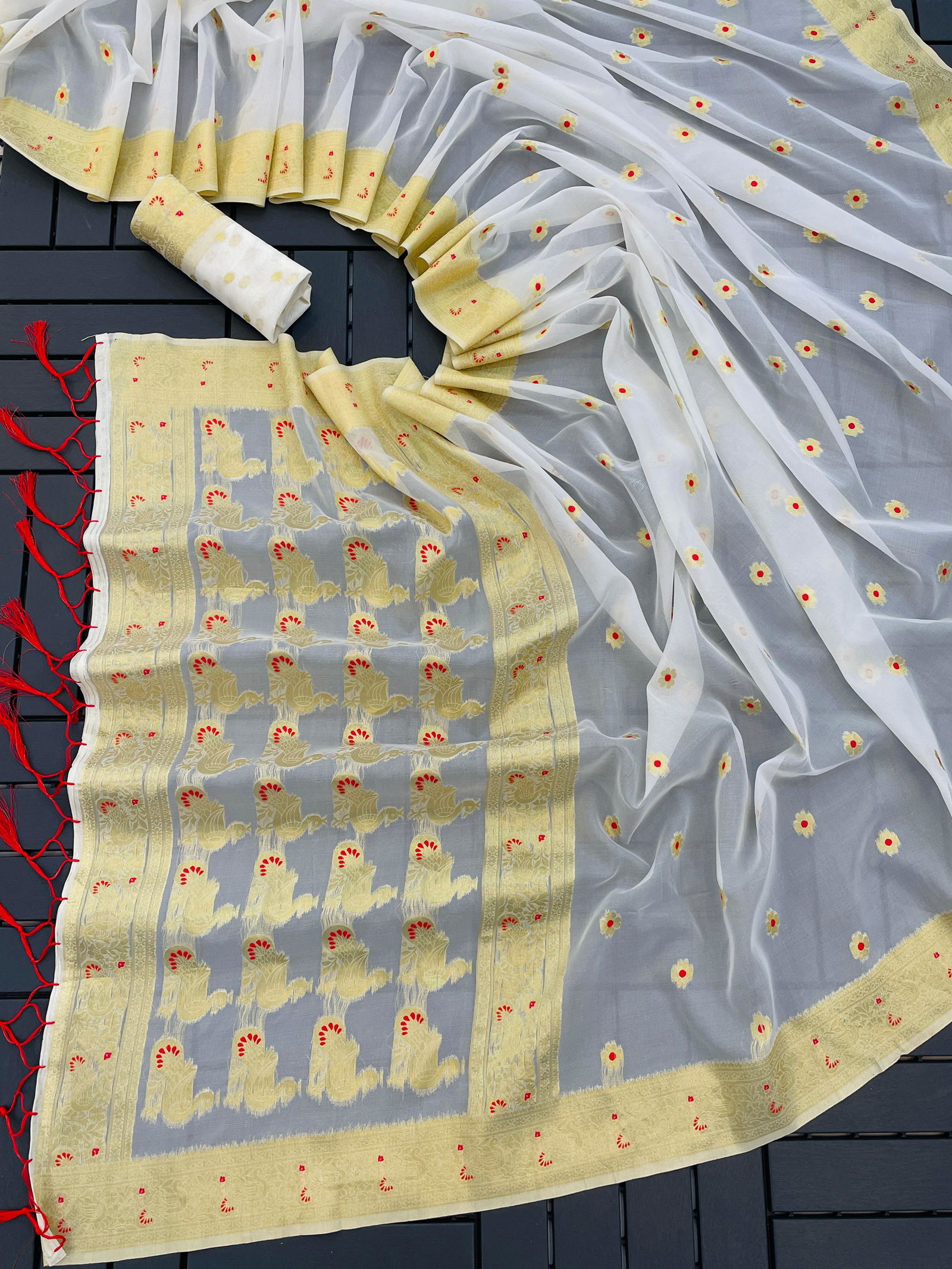 Roopkala Organza 3M Designer Organza Silk Sarees Wholesale Market In Surat